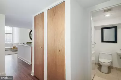 1100 S Broad Street #106A, Philadelphia, PA 19146 - Photo 2