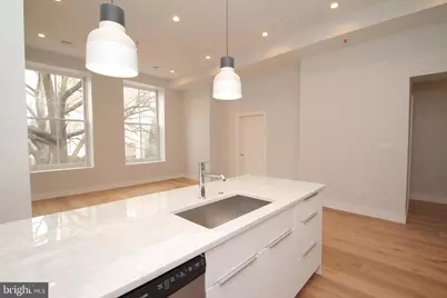 220 S 3rd Street #203, Philadelphia, PA 19106 - Photo 8