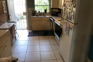 1903 E Madison St, Philadelphia, PA 19134 - Photo 4