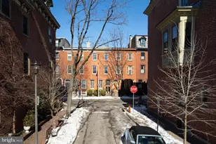 2115 Pine St, Philadelphia, PA 19103 - Photo 4