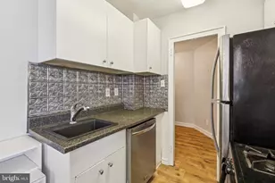 2601 Pennsylvania Ave, Philadelphia, PA 19130 - Photo 10