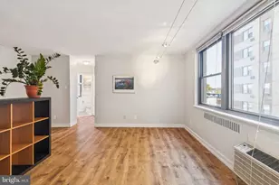 2601 Pennsylvania Ave, Philadelphia, PA 19130 - Photo 2
