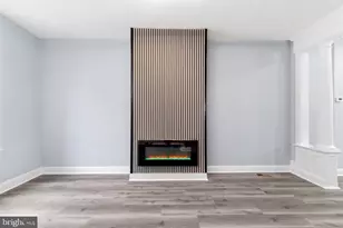 2644 N Myrtlewood St, Philadelphia, PA 19132 - Photo 8