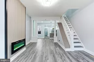 2644 N Myrtlewood St, Philadelphia, PA 19132 - Photo 10