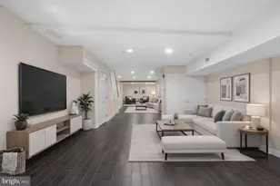 924 S 11th St, Philadelphia, PA 19147 - Photo 14