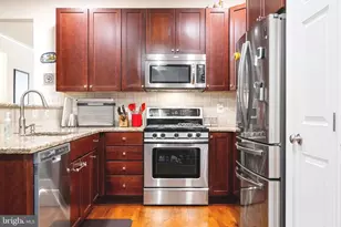 407 Regatta Dr, Philadelphia, PA 19146 - Photo 16