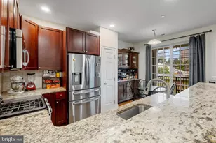 407 Regatta Dr, Philadelphia, PA 19146 - Photo 14