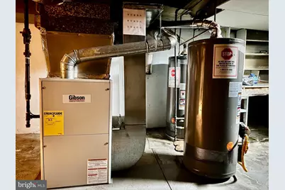 1922 E Passyunk Avenue, Philadelphia, PA 19148 - Photo 6