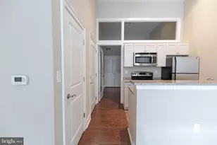 1411-6 Walnut St, Philadelphia, PA 19102 - Photo 16