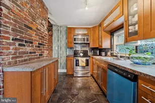 1632 Brown St, Philadelphia, PA 19130 - Photo 12