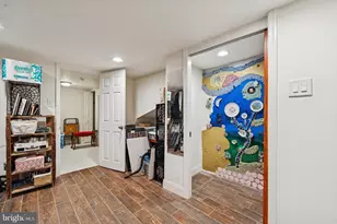 1632 Brown St, Philadelphia, PA 19130 - Photo 14