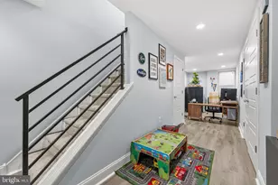 1227 Latona St, Philadelphia, PA 19147 - Photo 36