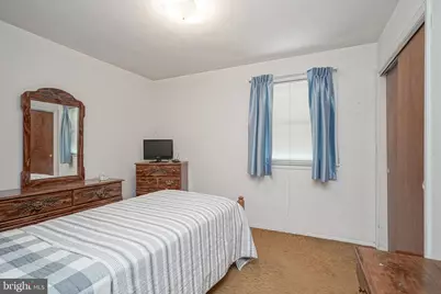 8828 Fairfield Street, Philadelphia, PA 19152 - Photo 16