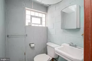 8828 Fairfield St, Philadelphia, PA 19152 - Photo 26