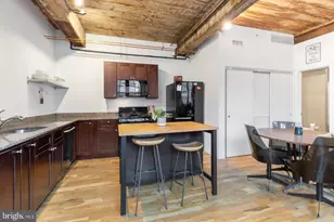 1737 N Howard St, Philadelphia, PA 19122 - Photo 2