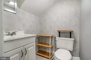 1815 Bainbridge St, Philadelphia, PA 19146 - Photo 18