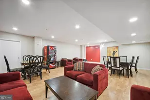 1324 Locust St, Philadelphia, PA 19107 - Photo 14