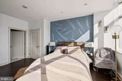 201 N 8th Street #403, Philadelphia, PA 19106 - Photo 16