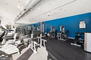 201 N 8th St, Philadelphia, PA 19106 - Photo 24