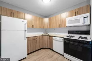 9926 Haldeman Ave, Philadelphia, PA 19115 - Photo 12