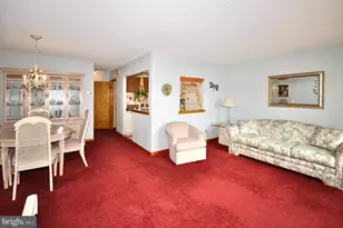 3539 Oakhill Rd, Philadelphia, PA 19154 - Photo 2