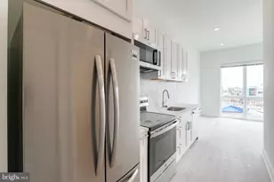 1622 Point Breeze Ave, Philadelphia, PA 19145 - Photo 4