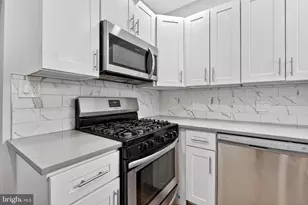 2543 Nicholas St, Philadelphia, PA 19121 - Photo 8