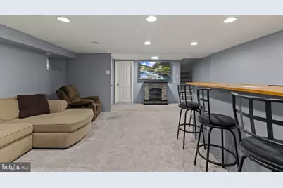 1605 Strahle Street, Philadelphia, PA 19152 - Photo 22