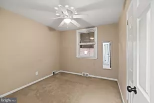 1605 Strahle St, Philadelphia, PA 19152 - Photo 14