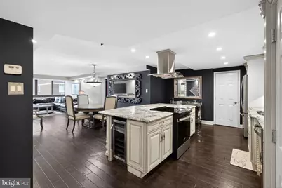 1420 Locust Street #31I, Philadelphia, PA 19102 - Photo 4