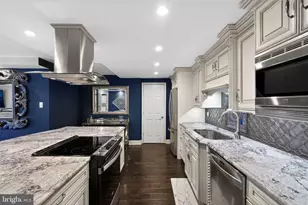 1420 Locust St, Philadelphia, PA 19102 - Photo 2