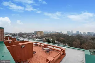 825 N 29th St, Philadelphia, PA 19130 - Photo 14