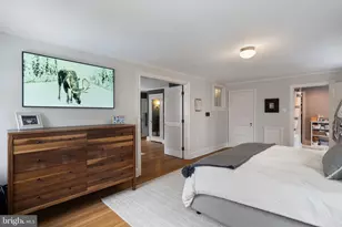 30 Summit St, Philadelphia, PA 19118 - Photo 40