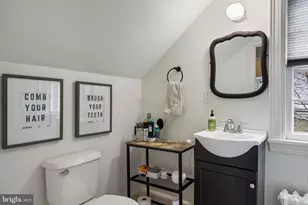 30 Summit St, Philadelphia, PA 19118 - Photo 58