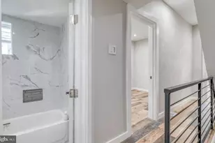 2021 W Oxford St, Philadelphia, PA 19121 - Photo 20