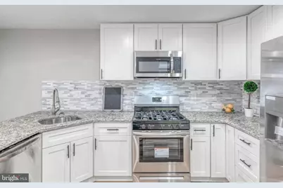 2021 W Oxford Street, Philadelphia, PA 19121 - Photo 10