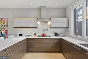 204 W Laurel St, Philadelphia, PA 19123 - Photo 8