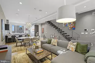 204 W Laurel St, Philadelphia, PA 19123 - Photo 2