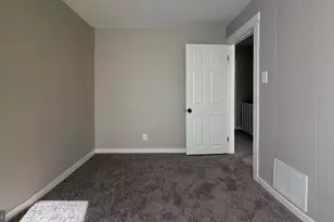 2644 Felton St, Philadelphia, PA 19142 - Photo 4