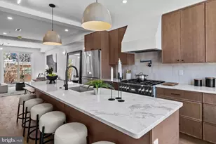 749 N Capitol St, Philadelphia, PA 19130 - Photo 28