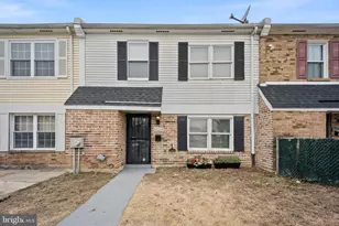 8229 Chelwynde Ave, Philadelphia, PA 19153 - Photo 1