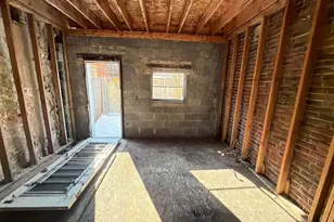 1930 Hoffman St, Philadelphia, PA 19145 - Photo 8