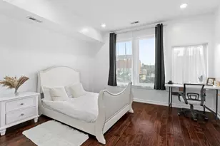 1433 Ogden St, Philadelphia, PA 19130 - Photo 18