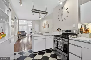 2322 Poplar St, Philadelphia, PA 19130 - Photo 10