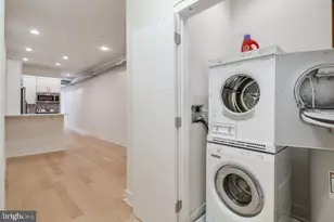 1305 Locust St, Philadelphia, PA 19107 - Photo 4