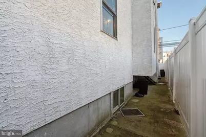 1611 N 17th Street #2, Philadelphia, PA 19121 - Photo 6