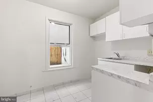 725 S Smedley St, Philadelphia, PA 19146 - Photo 8