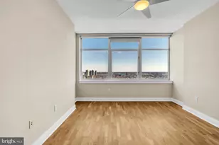 400 S Broad St, Philadelphia, PA 19146 - Photo 14