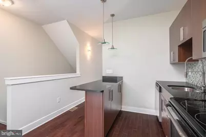 2012 W Girard Avenue #UNIT 10A, Philadelphia, PA 19130 - Photo 4