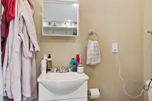 2214 N Camac St, Philadelphia, PA 19133 - Photo 16